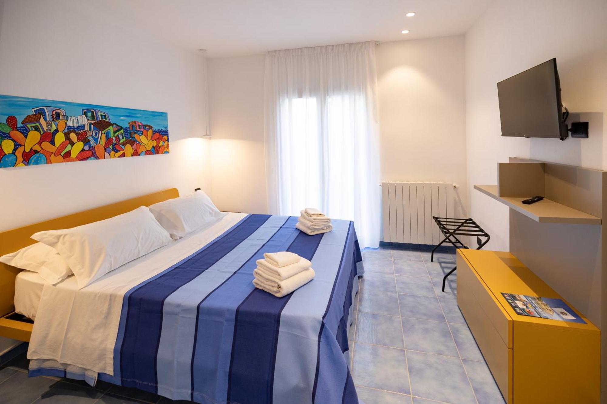 Aura Maris Beach Residence Mazzaforno Cefalù Exterior foto