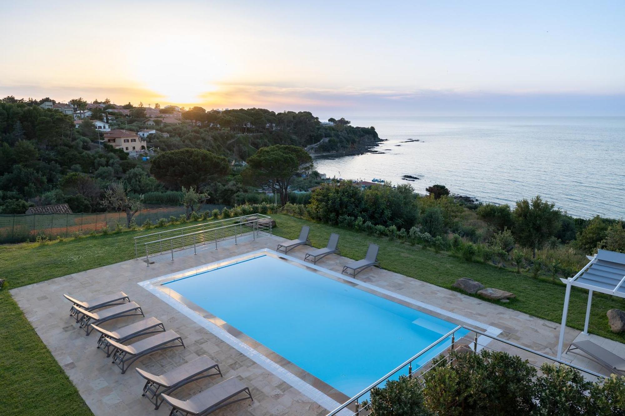 Aura Maris Beach Residence Mazzaforno Cefalù Exterior foto